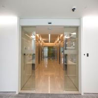 玻璃自動(dòng)感應(yīng)門